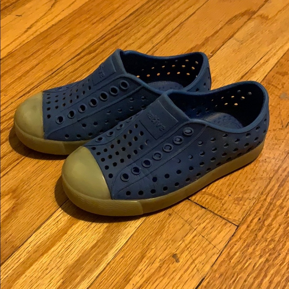 Glow in the dark natives! C8